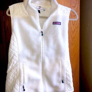 ❌SOLD ❌Women’s Vineyard Vines Sherpa Vest